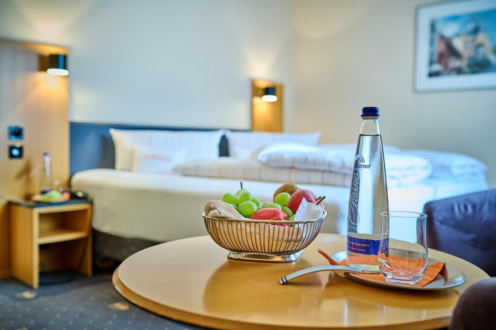 Hotel Theresientor Straubing Bagian luar foto