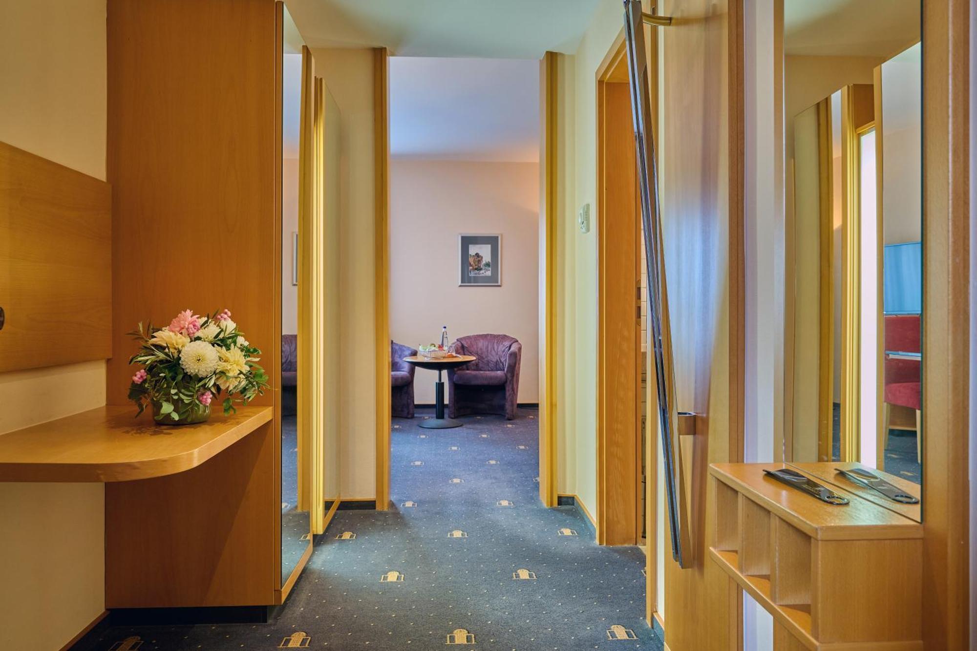 Hotel Theresientor Straubing Bagian luar foto