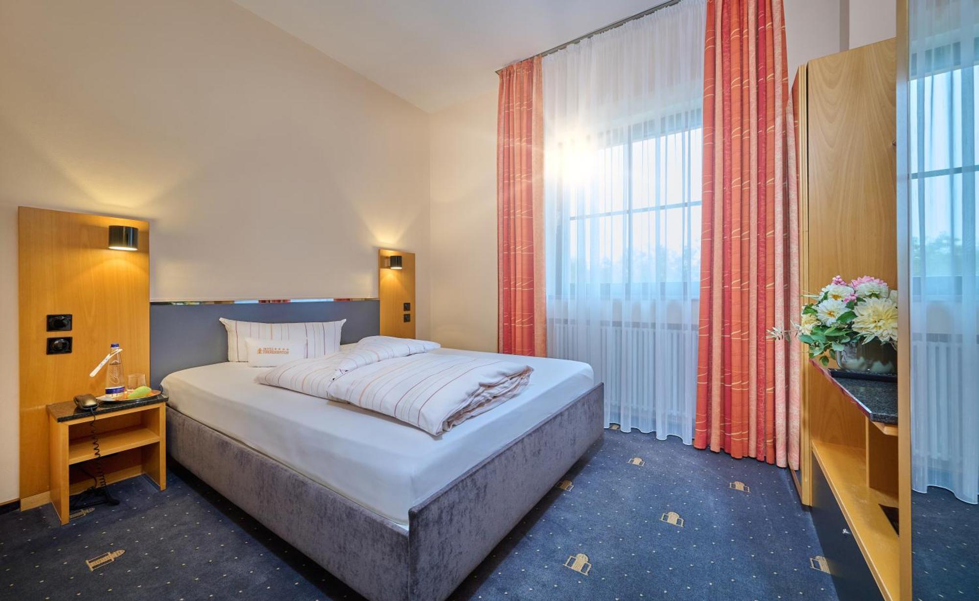 Hotel Theresientor Straubing Bagian luar foto