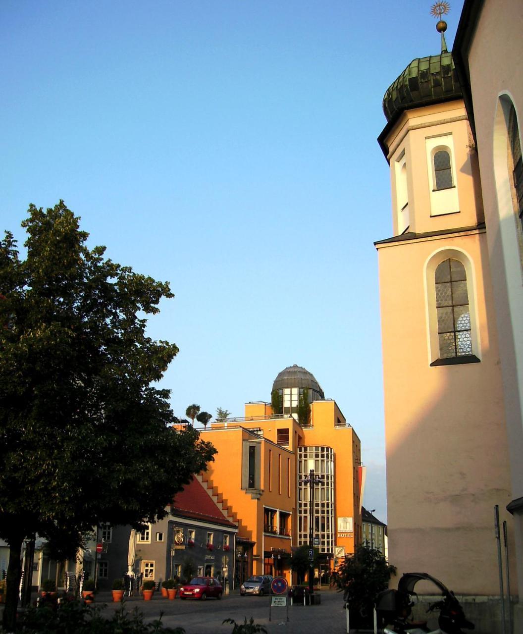 Hotel Theresientor Straubing Bagian luar foto