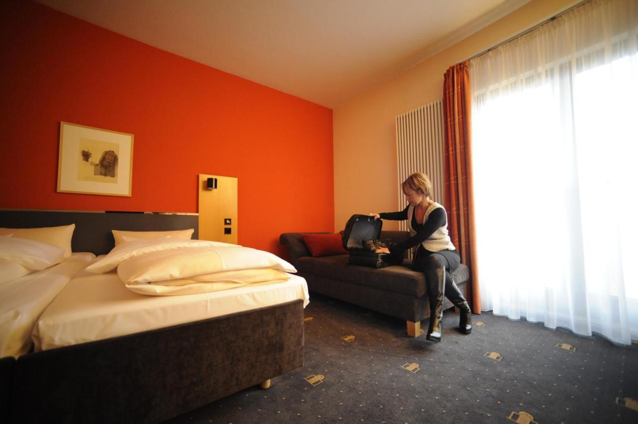 Hotel Theresientor Straubing Bagian luar foto